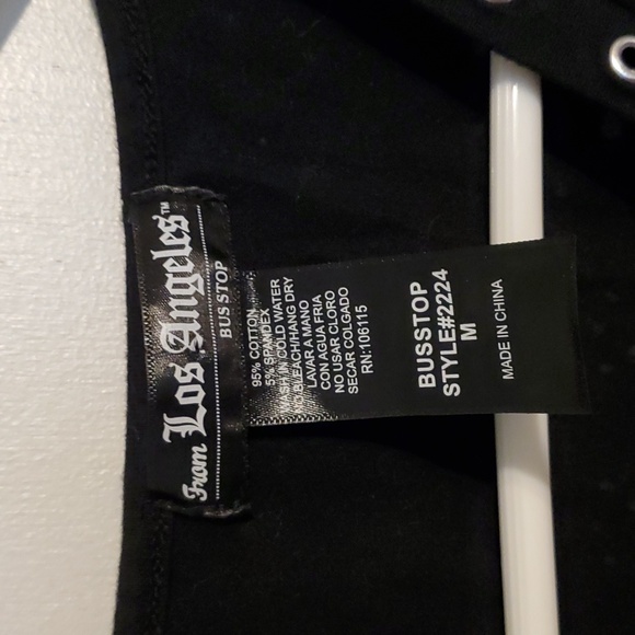 Los Angeles women's M black tank top woth front & back wings and V-neck - Picture 2 of 6